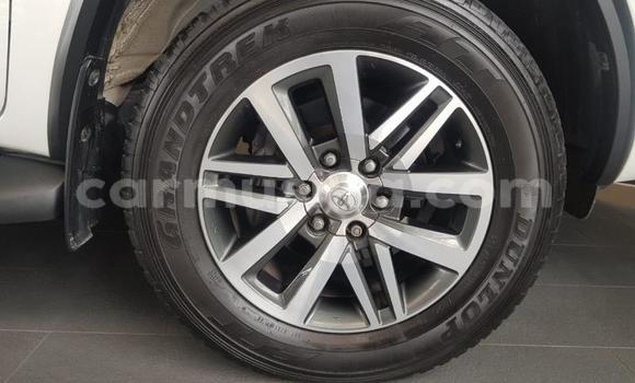 Buy Used Toyota Fortuner White Car in Beitbridge in Matabeleland South Buy Used Toyota Fortuner White Car in Beitbridge in Matabeleland South