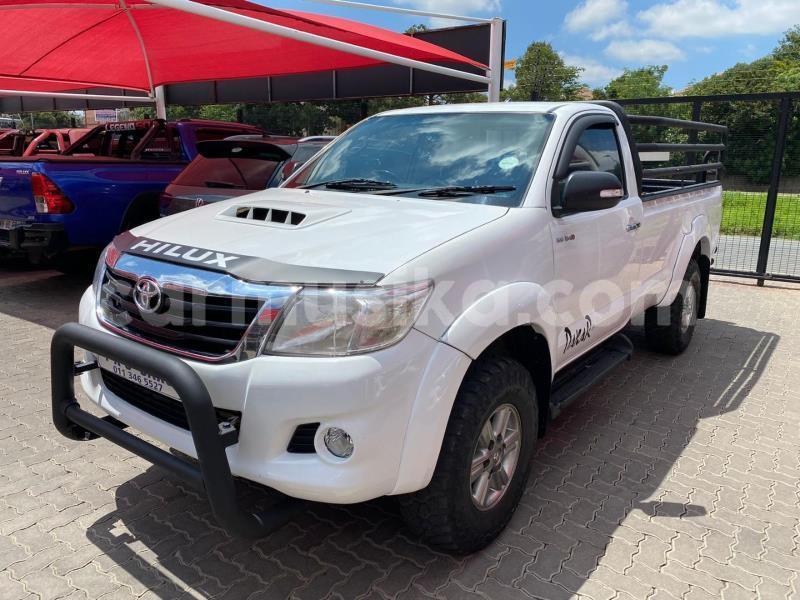 Big with watermark toyota hilux matabeleland south beitbridge 28110