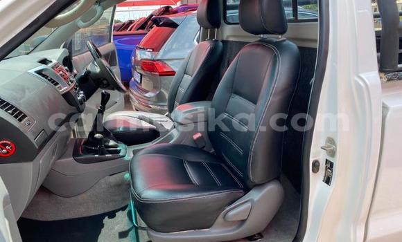 Acheter Occasion Voiture Toyota Hilux Blanc à Beitbridge, Matabeleland South Acheter Occasion Voiture Toyota Hilux Blanc à Beitbridge, Matabeleland South