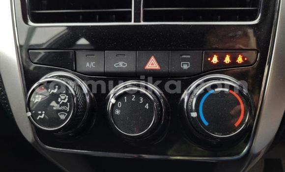 Acheter Occasion Voiture Toyota Yaris Gris à Beitbridge, Matabeleland South Acheter Occasion Voiture Toyota Yaris Gris à Beitbridge, Matabeleland South