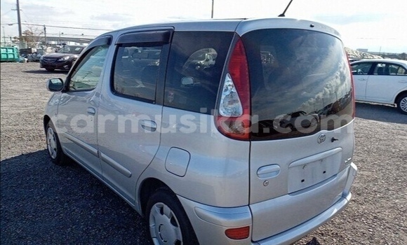 Tenga Tsaru Toyota FunCargo Sirivha Mota in Beitbridge in Matabeleland South Tenga Tsaru Toyota FunCargo Sirivha Mota in Beitbridge in Matabeleland South