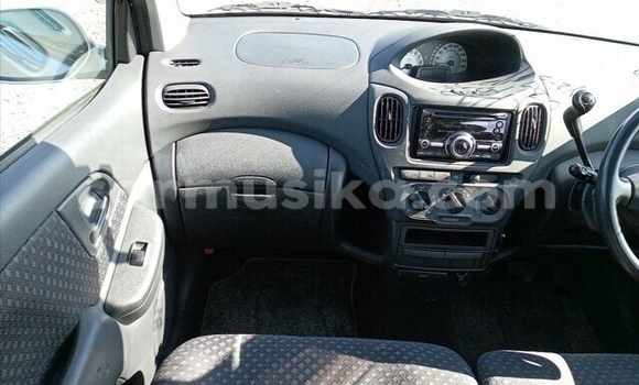 Tenga Tsaru Toyota FunCargo Sirivha Mota in Beitbridge in Matabeleland South Tenga Tsaru Toyota FunCargo Sirivha Mota in Beitbridge in Matabeleland South