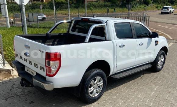 Nunua Ilio tumika Ford Ranger Nyeupe Gari ndani ya Beitbridge nchini Matabeleland Kusini Nunua Ilio tumika Ford Ranger Nyeupe Gari ndani ya Beitbridge nchini Matabeleland Kusini