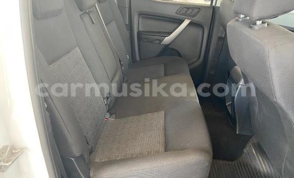 Nunua Ilio tumika Ford Ranger Nyeupe Gari ndani ya Beitbridge nchini Matabeleland Kusini Nunua Ilio tumika Ford Ranger Nyeupe Gari ndani ya Beitbridge nchini Matabeleland Kusini