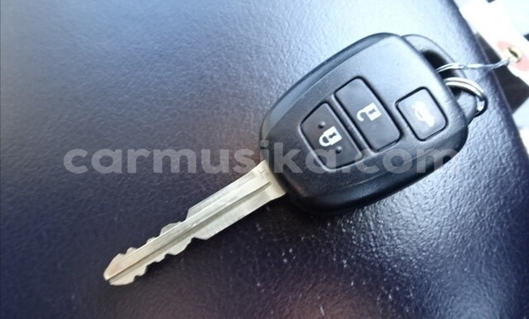 Nunua Ilio tumika Toyota Mark X Bluu Gari ndani ya Beitbridge nchini Matabeleland Kusini Nunua Ilio tumika Toyota Mark X Bluu Gari ndani ya Beitbridge nchini Matabeleland Kusini