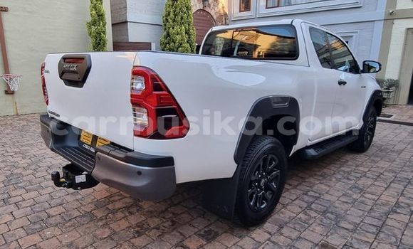 Acheter Occasion Voiture Toyota Hilux Blanc à Beitbridge, Matabeleland South Acheter Occasion Voiture Toyota Hilux Blanc à Beitbridge, Matabeleland South