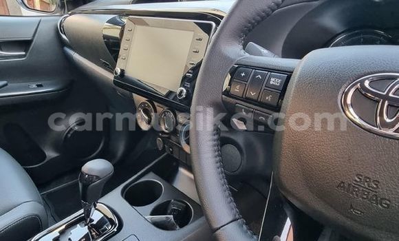 Acheter Occasion Voiture Toyota Hilux Blanc à Beitbridge, Matabeleland South Acheter Occasion Voiture Toyota Hilux Blanc à Beitbridge, Matabeleland South