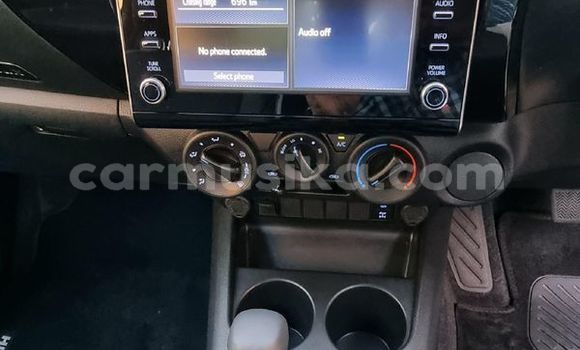 Acheter Occasion Voiture Toyota Hilux Blanc à Beitbridge, Matabeleland South Acheter Occasion Voiture Toyota Hilux Blanc à Beitbridge, Matabeleland South