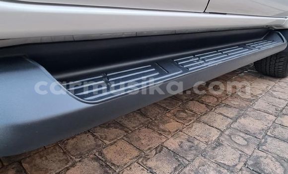 Acheter Occasion Voiture Toyota Hilux Blanc à Beitbridge, Matabeleland South Acheter Occasion Voiture Toyota Hilux Blanc à Beitbridge, Matabeleland South