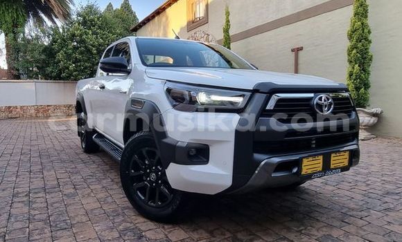 Acheter Occasion Voiture Toyota Hilux Blanc à Beitbridge, Matabeleland South Acheter Occasion Voiture Toyota Hilux Blanc à Beitbridge, Matabeleland South