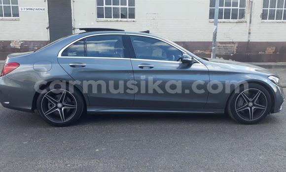 Tenga Tsaru Mercedes‒Benz C–Class Zvimwe Mota in Beitbridge in Matabeleland South Tenga Tsaru Mercedes‒Benz C–Class Zvimwe Mota in Beitbridge in Matabeleland South