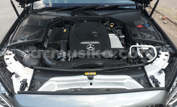 Tenga Tsaru Mercedes‒Benz C–Class Zvimwe Mota in Beitbridge in Matabeleland South Tenga Tsaru Mercedes‒Benz C–Class Zvimwe Mota in Beitbridge in Matabeleland South