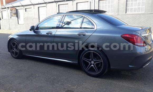 Tenga Tsaru Mercedes‒Benz C–Class Zvimwe Mota in Beitbridge in Matabeleland South Tenga Tsaru Mercedes‒Benz C–Class Zvimwe Mota in Beitbridge in Matabeleland South