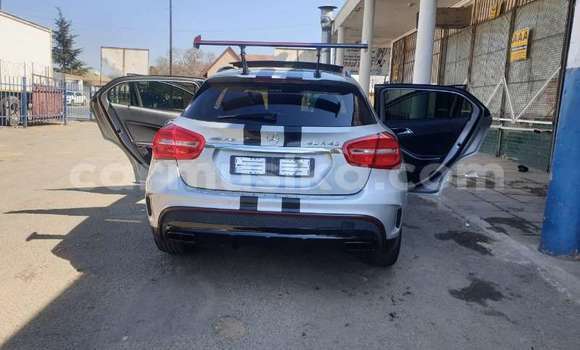 Buy Used Mercedes-Benz GLC 250D Other Car in Beitbridge in Matabeleland South Buy Used Mercedes-Benz GLC 250D Other Car in Beitbridge in Matabeleland South