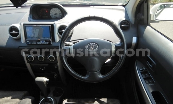 Acheter Occasion Voiture Toyota IST Blanc à Beitbridge, Matabeleland South Acheter Occasion Voiture Toyota IST Blanc à Beitbridge, Matabeleland South