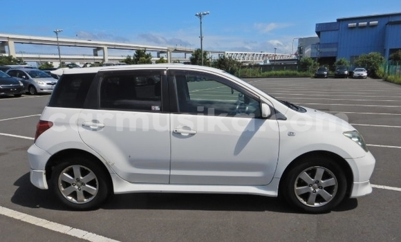 Acheter Occasion Voiture Toyota IST Blanc à Beitbridge, Matabeleland South Acheter Occasion Voiture Toyota IST Blanc à Beitbridge, Matabeleland South
