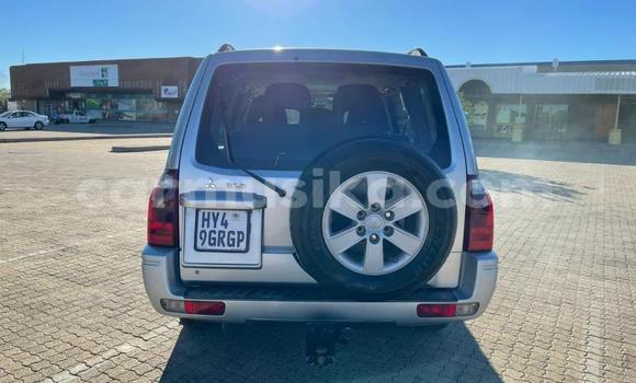 Acheter Occasion Voiture Mitsubishi Pajero Gris à Beitbridge, Matabeleland South Acheter Occasion Voiture Mitsubishi Pajero Gris à Beitbridge, Matabeleland South