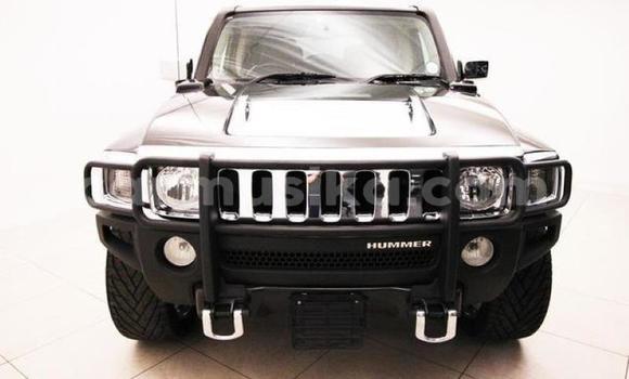 Nunua Ilio tumika Hummer H3 Nyingine Gari ndani ya Beitbridge nchini Matabeleland Kusini Nunua Ilio tumika Hummer H3 Nyingine Gari ndani ya Beitbridge nchini Matabeleland Kusini