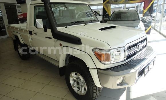 Acheter Occasion Voiture Toyota Land Cruiser Blanc à Beitbridge, Matabeleland South
