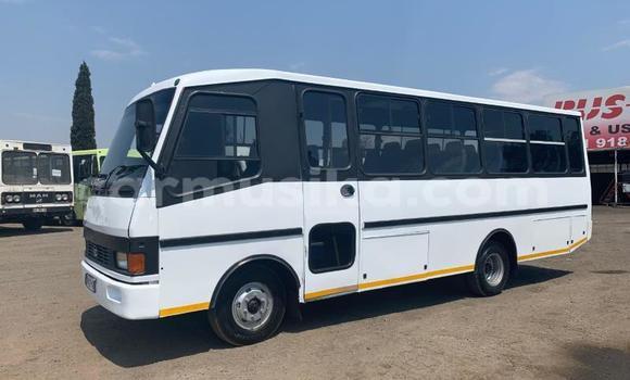 Nunua Ilio tumika TATA Xenon Nyeupe Gari ndani ya Beitbridge nchini Matabeleland Kusini Nunua Ilio tumika TATA Xenon Nyeupe Gari ndani ya Beitbridge nchini Matabeleland Kusini