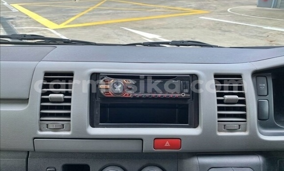 Tenga Tsaru Toyota Hiace Chena Mota in Beitbridge in Matabeleland South Tenga Tsaru Toyota Hiace Chena Mota in Beitbridge in Matabeleland South