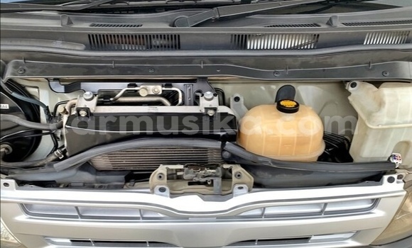 Tenga Tsaru Toyota Hiace Chena Mota in Beitbridge in Matabeleland South Tenga Tsaru Toyota Hiace Chena Mota in Beitbridge in Matabeleland South