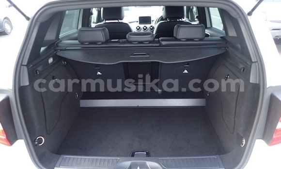 Nunua Ilio tumika Mercedes‒Benz B-klasse Nyeupe Gari ndani ya Beitbridge nchini Matabeleland Kusini Nunua Ilio tumika Mercedes‒Benz B-klasse Nyeupe Gari ndani ya Beitbridge nchini Matabeleland Kusini