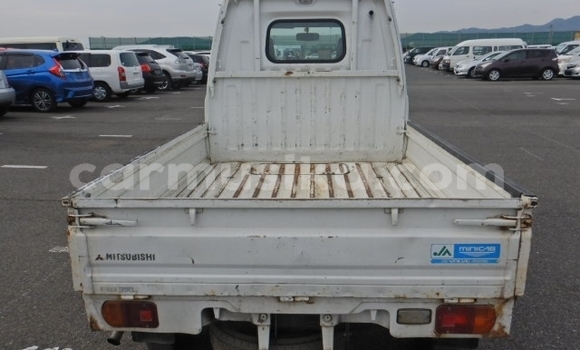 Tenga Tsaru Mitsubishi Minicab Chena Mota in Beitbridge in Matabeleland South Tenga Tsaru Mitsubishi Minicab Chena Mota in Beitbridge in Matabeleland South