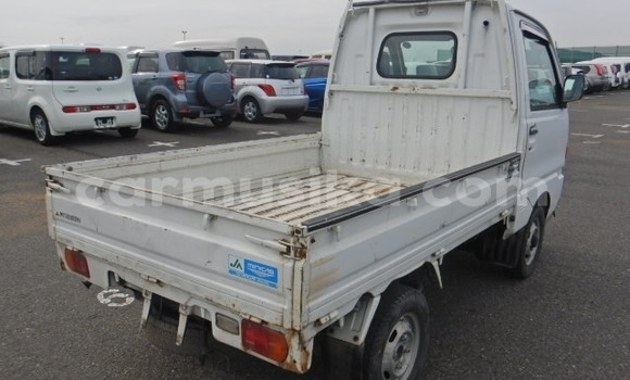 Tenga Tsaru Mitsubishi Minicab Chena Mota in Beitbridge in Matabeleland South Tenga Tsaru Mitsubishi Minicab Chena Mota in Beitbridge in Matabeleland South