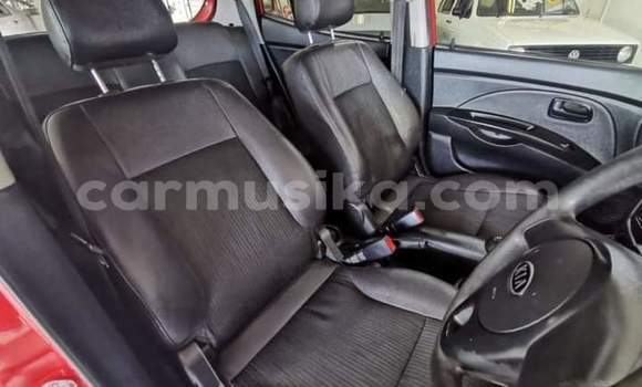 Nunua Ilio tumika Kia Picanto Nyekundu Gari ndani ya Beitbridge nchini Matabeleland Kusini Nunua Ilio tumika Kia Picanto Nyekundu Gari ndani ya Beitbridge nchini Matabeleland Kusini