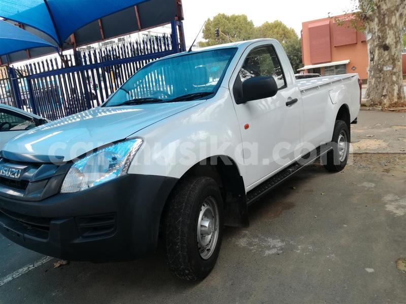 Big with watermark isuzu kb matabeleland south beitbridge 28190