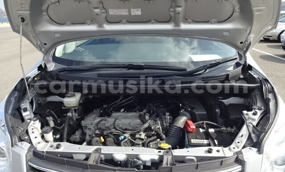 Nunua Ilio tumika Toyota Noah Fedha Gari ndani ya Beitbridge nchini Matabeleland Kusini Nunua Ilio tumika Toyota Noah Fedha Gari ndani ya Beitbridge nchini Matabeleland Kusini