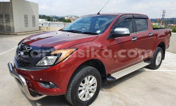 Acheter Occasion Voiture Mazda BT-50 Rouge à Beitbridge, Matabeleland South Acheter Occasion Voiture Mazda BT-50 Rouge à Beitbridge, Matabeleland South