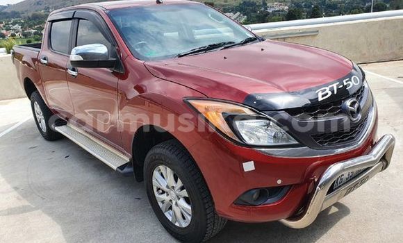 Acheter Occasion Voiture Mazda BT-50 Rouge à Beitbridge, Matabeleland South Acheter Occasion Voiture Mazda BT-50 Rouge à Beitbridge, Matabeleland South