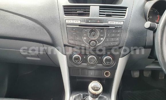 Acheter Occasion Voiture Mazda BT-50 Rouge à Beitbridge, Matabeleland South Acheter Occasion Voiture Mazda BT-50 Rouge à Beitbridge, Matabeleland South