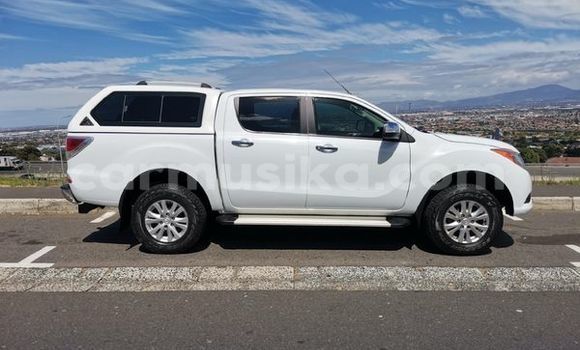 Tenga Tsaru Mazda BT-50 Chena Mota in Beitbridge in Matabeleland South Tenga Tsaru Mazda BT-50 Chena Mota in Beitbridge in Matabeleland South