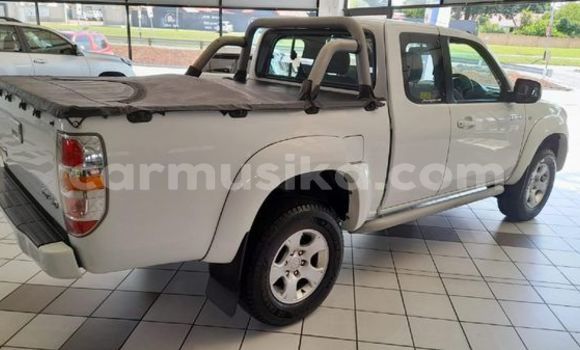 Tenga Tsaru Mazda BT-50 Chena Mota in Beitbridge in Matabeleland South Tenga Tsaru Mazda BT-50 Chena Mota in Beitbridge in Matabeleland South