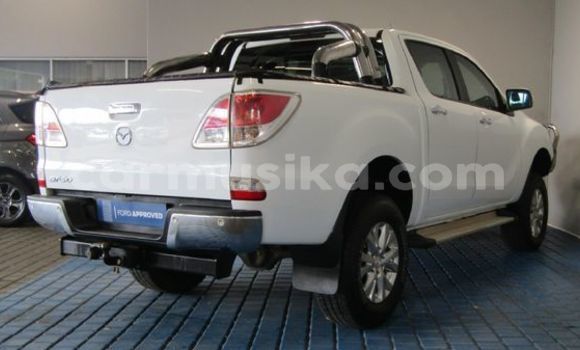 Tenga Tsaru Mazda BT-50 Chena Mota in Beitbridge in Matabeleland South Tenga Tsaru Mazda BT-50 Chena Mota in Beitbridge in Matabeleland South