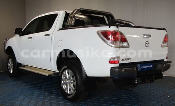 Tenga Tsaru Mazda BT-50 Chena Mota in Beitbridge in Matabeleland South Tenga Tsaru Mazda BT-50 Chena Mota in Beitbridge in Matabeleland South