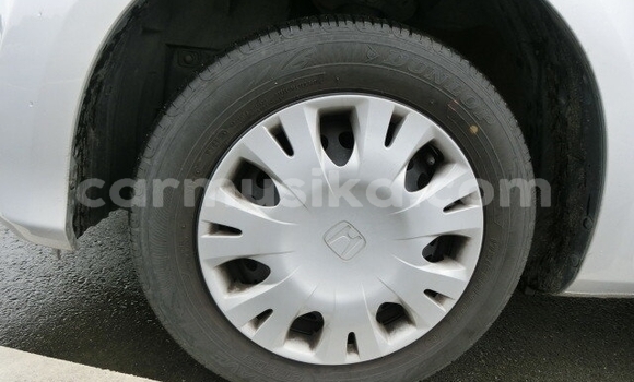 Nunua Ilio tumika Honda Fit Fedha Gari ndani ya Beitbridge nchini Matabeleland Kusini Nunua Ilio tumika Honda Fit Fedha Gari ndani ya Beitbridge nchini Matabeleland Kusini