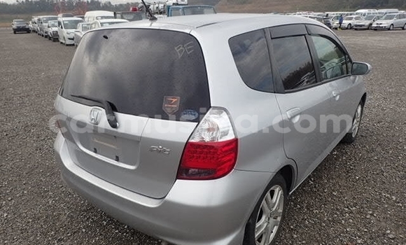 Acheter Occasion Voiture Honda Fit Gris à Beitbridge, Matabeleland South Acheter Occasion Voiture Honda Fit Gris à Beitbridge, Matabeleland South