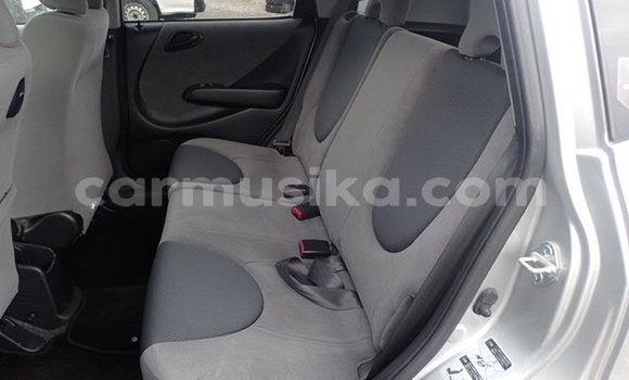 Acheter Occasion Voiture Honda Fit Gris à Beitbridge, Matabeleland South Acheter Occasion Voiture Honda Fit Gris à Beitbridge, Matabeleland South