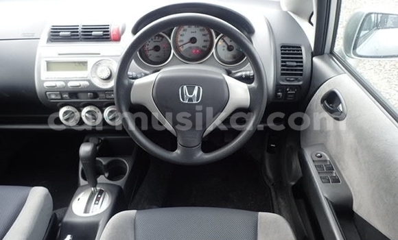 Acheter Occasion Voiture Honda Fit Gris à Beitbridge, Matabeleland South Acheter Occasion Voiture Honda Fit Gris à Beitbridge, Matabeleland South