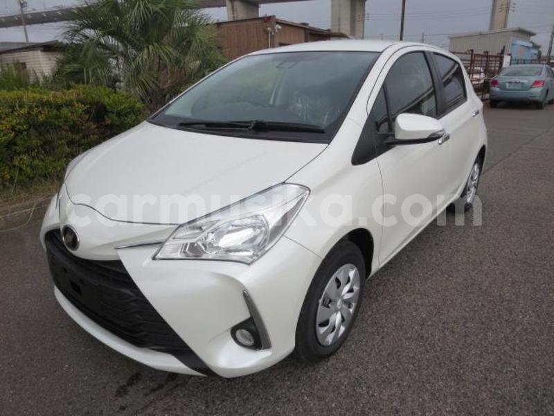 Big with watermark toyota vitz matabeleland south beitbridge 28206