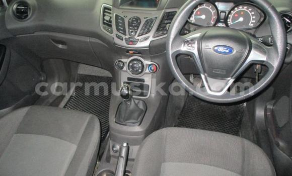 Acheter Occasion Voiture Ford Fiesta Gris à Beitbridge, Matabeleland South Acheter Occasion Voiture Ford Fiesta Gris à Beitbridge, Matabeleland South