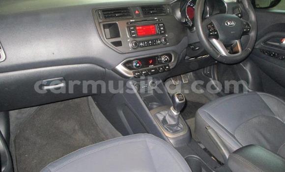 Acheter Occasion Voiture Kia Rio Gris à Beitbridge, Matabeleland South Acheter Occasion Voiture Kia Rio Gris à Beitbridge, Matabeleland South