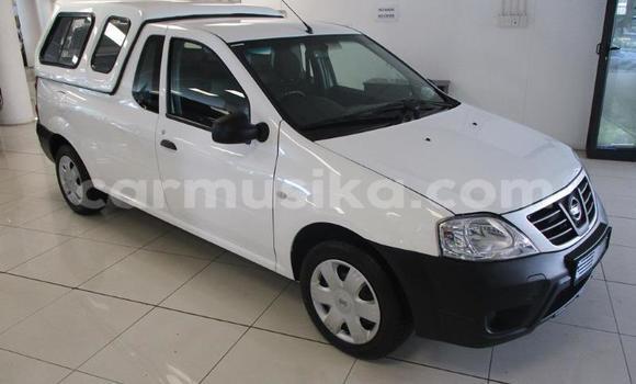 Nunua Ilio tumika Nissan NV200 Nyeupe Gari ndani ya Beitbridge nchini Matabeleland Kusini