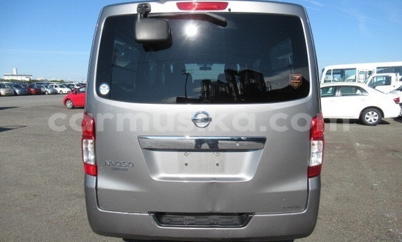 Acheter Occasion Voiture Nissan NV350 Caravan Gris à Harare, Harare Acheter Occasion Voiture Nissan NV350 Caravan Gris à Harare, Harare