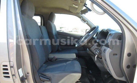 Acheter Occasion Voiture Nissan NV350 Caravan Gris à Harare, Harare Acheter Occasion Voiture Nissan NV350 Caravan Gris à Harare, Harare