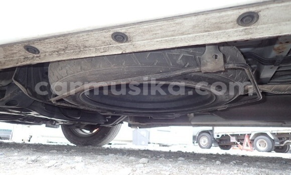 Buy Used Toyota Voxy White Car in Harare in Harare Buy Used Toyota Voxy White Car in Harare in Harare